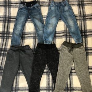 Boys Slim-Fit Jeans/Sweatpants Bundle size 4-5